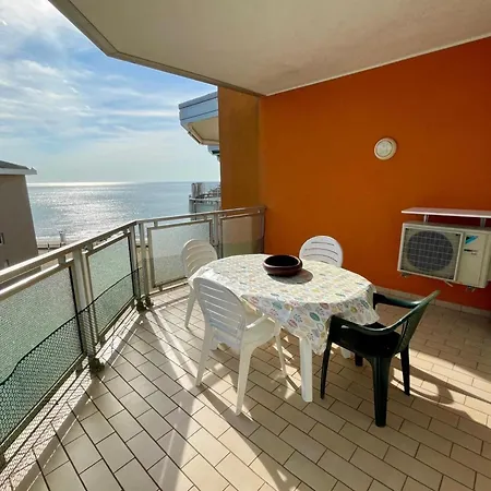 Lovely One Bedroom Flat In 公寓