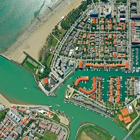 Lovely One Bedroom Flat In Porto Santa Margherita di Caorle